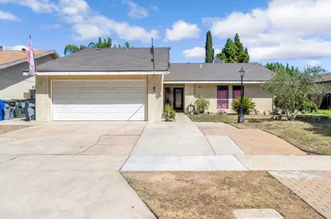4883 E Geary St, Fresno, CA 93725