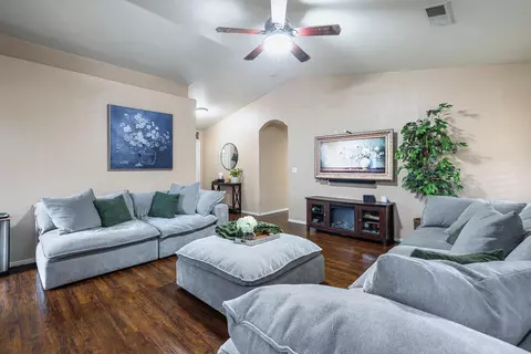 Living - 3410 Winter Way, Madera, CA 93637 photo 1 of 1