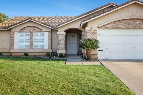 Exterior - 3410 Winter Way, Madera, CA 93637 photo 3 of 7