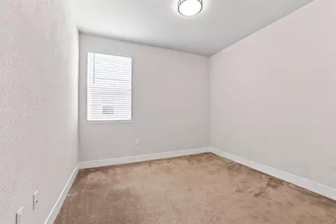 Bedroom - 1681 Heirloom St, Davis, CA 95616 photo 4 of 13