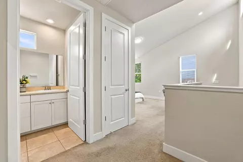 Entry Way - 1681 Heirloom St, Davis, CA 95616 photo 11 of 12