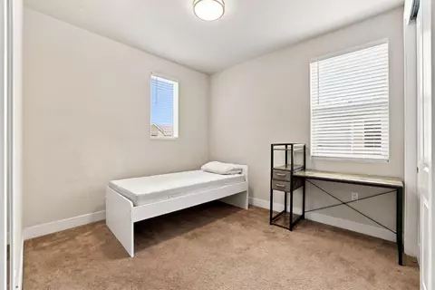 Bedroom - 1681 Heirloom St, Davis, CA 95616 photo 1 of 13