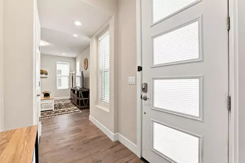 Entry Way - 1681 Heirloom St, Davis, CA 95616 photo 2 of 12