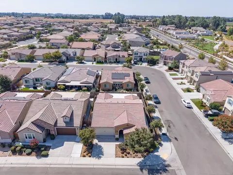 View/Area - 3830 Saginaw Ave, Clovis, CA 93619 photo 11 of 13