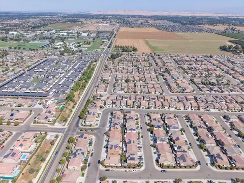 View/Area - 3830 Saginaw Ave, Clovis, CA 93619 photo 4 of 13