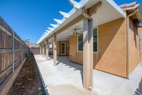 Exterior - 3830 Saginaw Ave, Clovis, CA 93619 photo 5 of 5