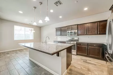 Kitchen - 3830 Saginaw Ave, Clovis, CA 93619 photo 1 of 4