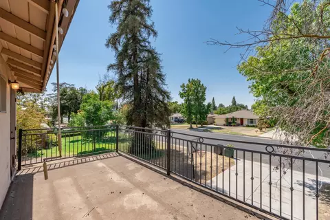 Exterior - 619 Foster Ave, Madera, CA 93637 photo 3 of 12