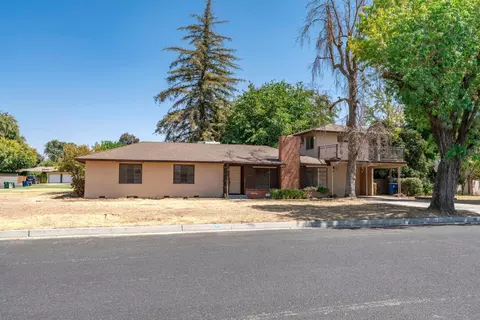 Exterior - 619 Foster Ave, Madera, CA 93637 photo 11 of 12