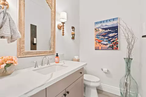 Bath - 1050 Treasure Hills Dr, Madera, CA 93636 photo 5 of 5
