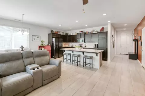 Entry Way - 3065 Antonio, Clovis, CA 93619 photo 4 of 4