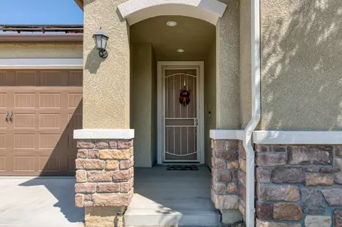 Entry Way - 3065 Antonio, Clovis, CA 93619 photo 1 of 4