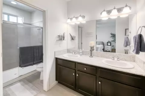 Bath - 3065 Antonio, Clovis, CA 93619 photo 1 of 3