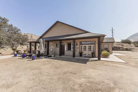 Exterior - 7197 Perlman Dr, Sanger, CA 93657 photo 3 of 12