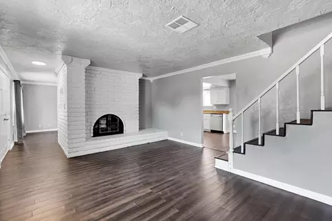 Living - 857 Los Altos Ave, Clovis, CA 93612 photo 4 of 8