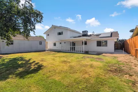 Exterior - 857 Los Altos Ave, Clovis, CA 93612 photo 6 of 6