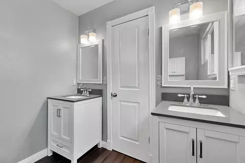 Bath - 857 Los Altos Ave, Clovis, CA 93612 photo 4 of 5