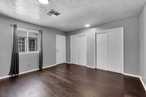 Bedroom - 857 Los Altos Ave, Clovis, CA 93612 photo 2 of 7