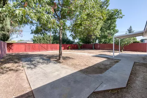 Exterior - 53 N Dewitt Ave, Clovis, CA 93612 photo 7 of 10