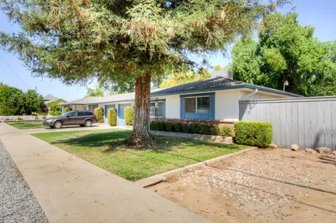Exterior - 1309 3rd St, Clovis, CA 93612 photo 6 of 8