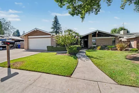 Exterior - 2140 Ellery Ave, Clovis, CA 93611 photo 4 of 15