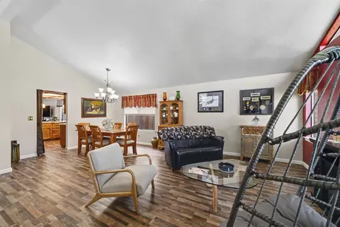 Living - 2140 Ellery Ave, Clovis, CA 93611 photo 2 of 3