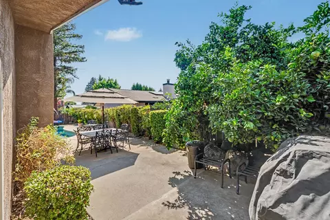 Exterior - 2140 Ellery Ave, Clovis, CA 93611 photo 10 of 15