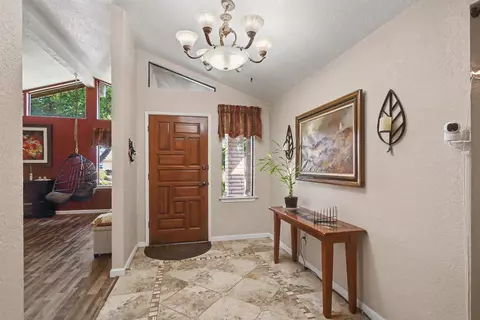 Entry Way - 2140 Ellery Ave, Clovis, CA 93611 photo 4 of 4