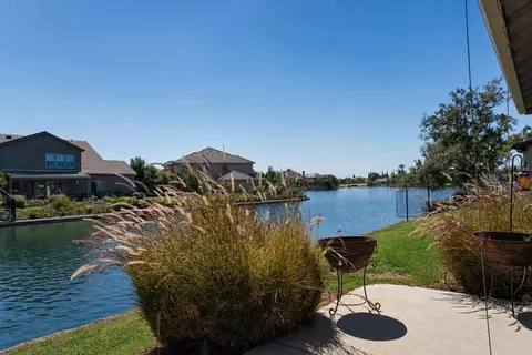 View/Area - 10963 Egret, Clovis, CA 93619 photo 1 of 8