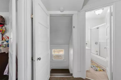 Entry Way - 17481 Idaho Ave, Lemoore, CA 93245 photo 6 of 7