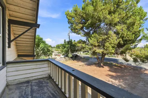 Exterior - 17481 Idaho Ave, Lemoore, CA 93245 photo 7 of 13