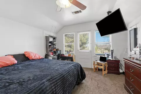 Bedroom - 17481 Idaho Ave, Lemoore, CA 93245 photo 5 of 7