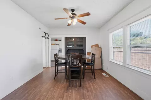 Dining - 17481 Idaho Ave, Lemoore, CA 93245 photo 1 of 5