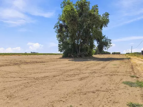 Exterior - 17481 Idaho Ave, Lemoore, CA 93245 photo 13 of 13