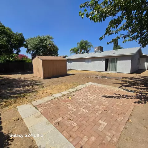 Exterior - 27148 Stanford Ave, Madera, CA 93637 photo 4 of 4
