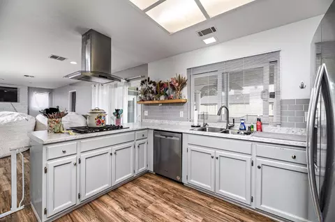 Kitchen - 1248 Ashland Dr, Lemoore, CA 93245 photo 2 of 3