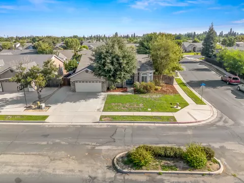 View/Area - 2185 Oak Ave, Sanger, CA 93657 photo 1 of 2
