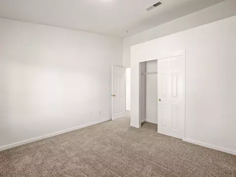 Bedroom - 2185 Oak Ave, Sanger, CA 93657 photo 7 of 7