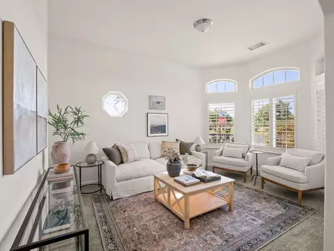 Living - 2185 Oak Ave, Sanger, CA 93657 photo 1 of 6