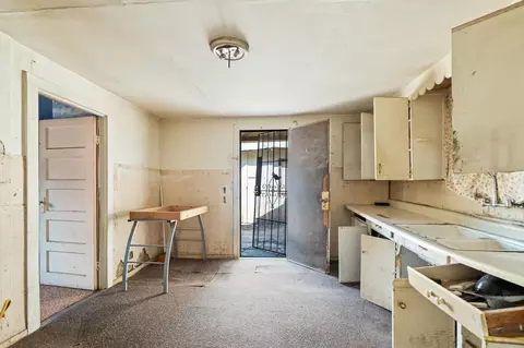 Entry Way - 242 W 28th St, Merced, CA 95340 photo 1 of 1