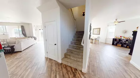 Entry Way - 1051 N Coventry Ave, Clovis, CA 93611 photo 1 of 2