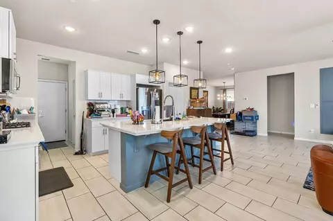 Kitchen - 989 Spring St W, Madera, CA 93636 photo 2 of 3