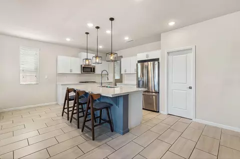 Kitchen - 989 Spring St W, Madera, CA 93636 photo 1 of 3