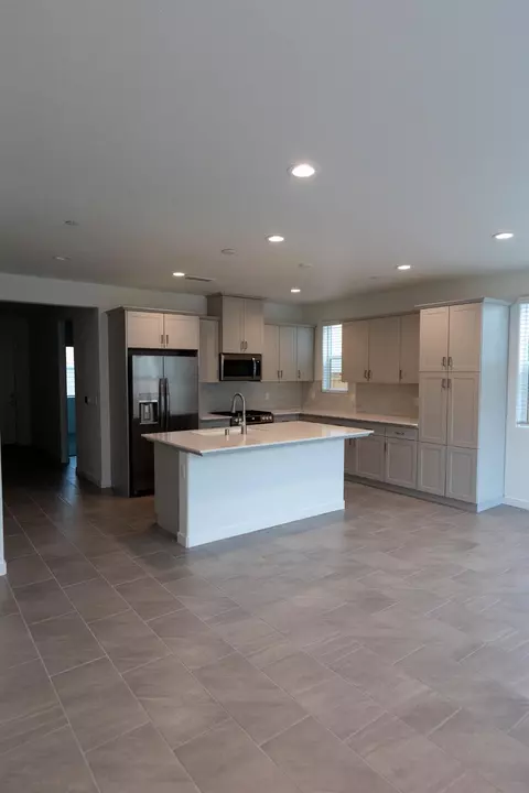 4178 Agnes Ln, Madera, CA 93636 photo 4