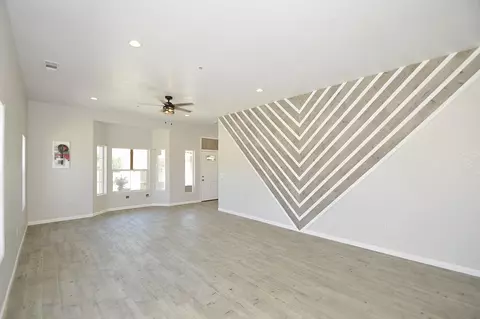 Living - 261 E St, Fresno, CA 93706 photo 3 of 3