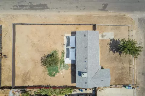 View/Area - 8754 E Ostler St, Selma, CA 93662 photo 7 of 10