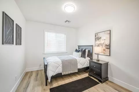 Bedroom - 8754 E Ostler St, Selma, CA 93662 photo 7 of 8