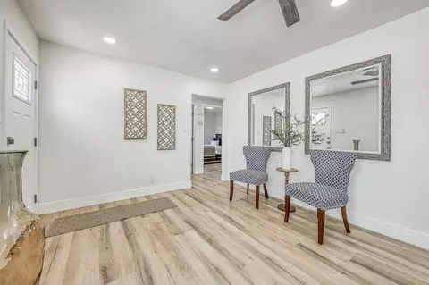 Entry Way - 8754 E Ostler St, Selma, CA 93662 photo 1 of 1