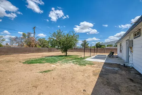 Exterior - 8754 E Ostler St, Selma, CA 93662 photo 6 of 15