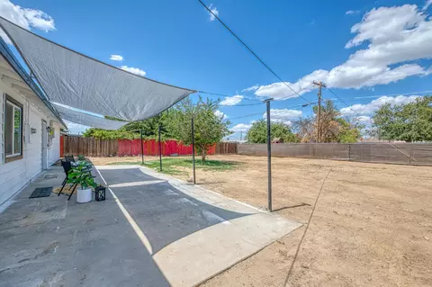 Exterior - 8754 E Ostler St, Selma, CA 93662 photo 12 of 15